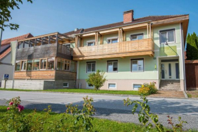Pension Cäcilia Familie Wilfinger